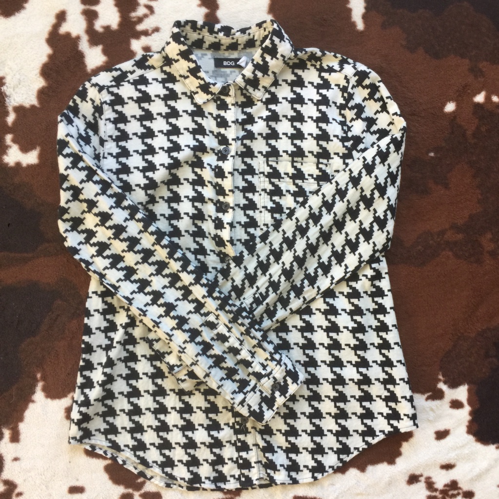 Simple Chic Button Down Top